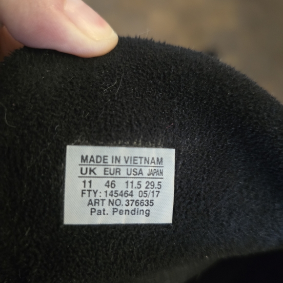 Salomon Men's Black Winter Boots - Picture 9 of 9